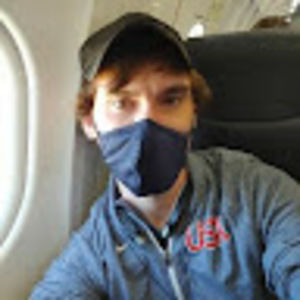 Meet your Posher, Derick